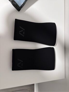 Black A7 powerlifting Knee Sleeves